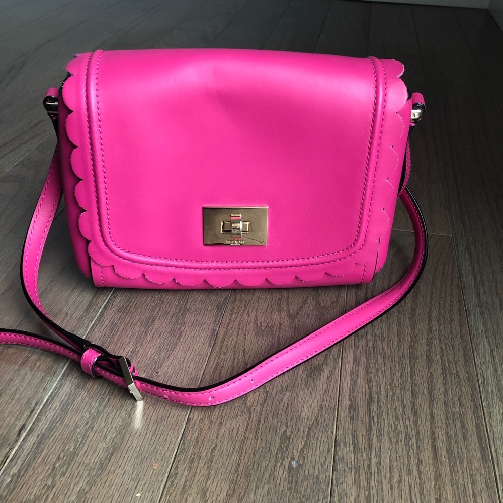 Kate Spade Scallop Cross Body